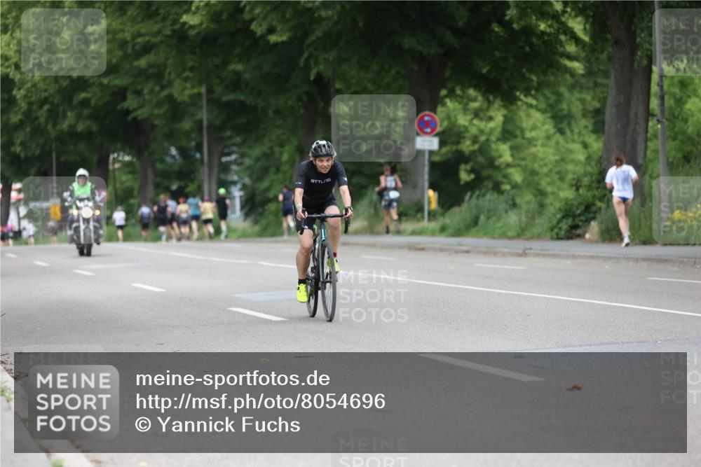 15.06.2025 - 7 Türme Triathlon Yannick Fuchs http://msf.ph/oto/8054696 15.06.2025 13:56:59 Radfahren  meine-sportfotos.de