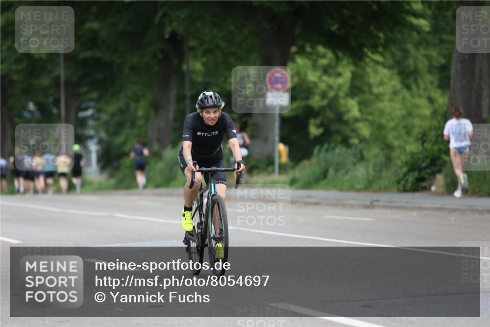 15.06.2025 - 7 Türme Triathlon Yannick Fuchs http://msf.ph/oto/8054697 15.06.2025 13:56:59 Radfahren  meine-sportfotos.de