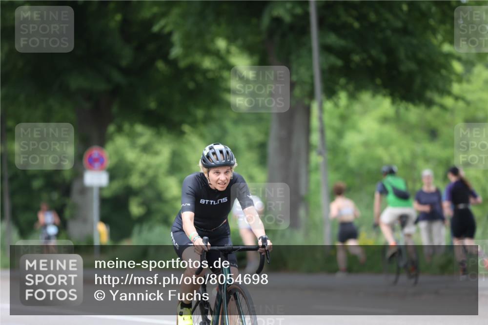 15.06.2025 - 7 Türme Triathlon Yannick Fuchs http://msf.ph/oto/8054698 15.06.2025 13:56:59 Radfahren  meine-sportfotos.de
