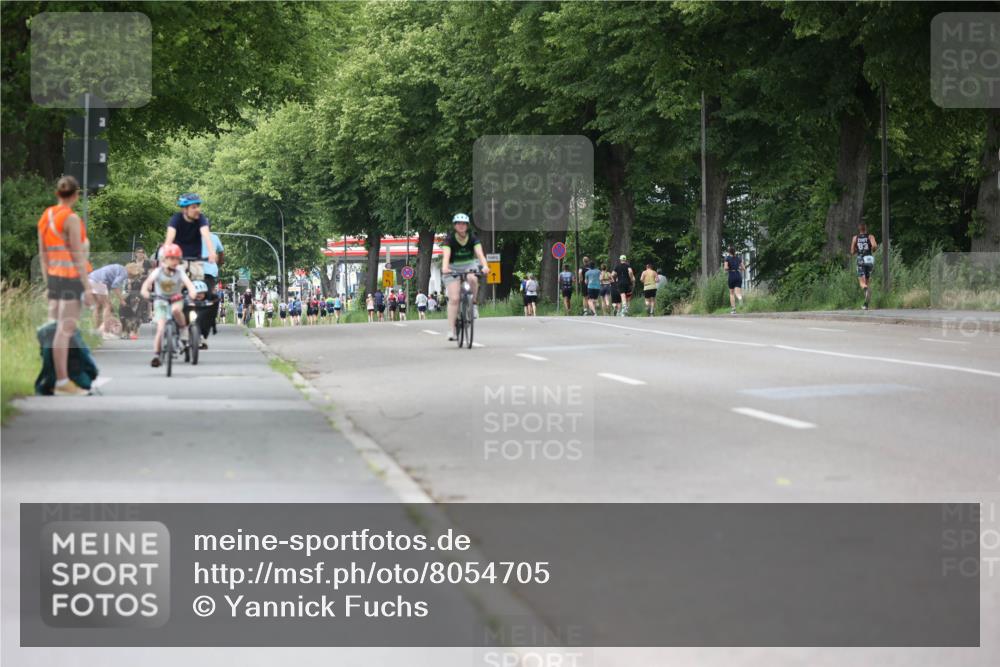 15.06.2025 - 7 Türme Triathlon Yannick Fuchs http://msf.ph/oto/8054705 15.06.2025 13:57:03 Radfahren  meine-sportfotos.de
