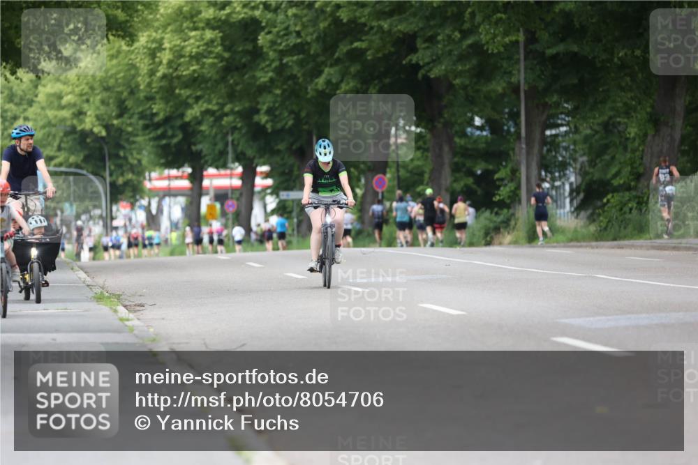15.06.2025 - 7 Türme Triathlon Yannick Fuchs http://msf.ph/oto/8054706 15.06.2025 13:57:04 Radfahren 83 meine-sportfotos.de