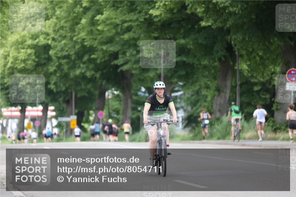 15.06.2025 - 7 Türme Triathlon Yannick Fuchs http://msf.ph/oto/8054711 15.06.2025 13:57:06 Radfahren  meine-sportfotos.de