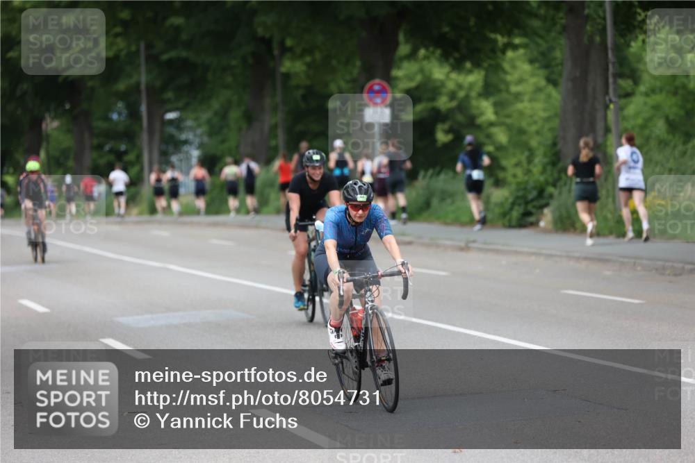 15.06.2025 - 7 Türme Triathlon Yannick Fuchs http://msf.ph/oto/8054731 15.06.2025 13:58:02 Radfahren  meine-sportfotos.de