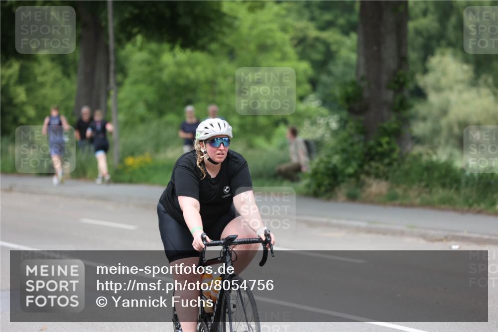 15.06.2025 - 7 Türme Triathlon Yannick Fuchs http://msf.ph/oto/8054756 15.06.2025 13:58:33 Radfahren  meine-sportfotos.de