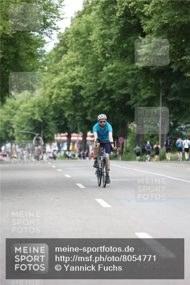 15.06.2025 - 7 Türme Triathlon Yannick Fuchs http://msf.ph/oto/8054771 15.06.2025 13:59:16 Radfahren  meine-sportfotos.de