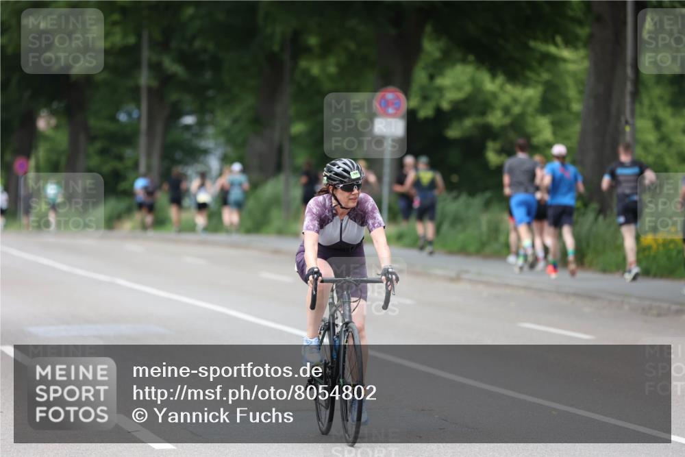 15.06.2025 - 7 Türme Triathlon Yannick Fuchs http://msf.ph/oto/8054802 15.06.2025 14:00:12 Radfahren  meine-sportfotos.de