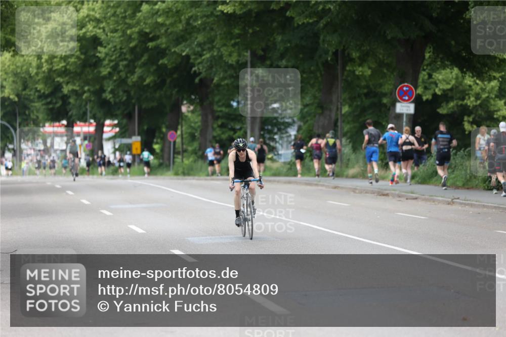 15.06.2025 - 7 Türme Triathlon Yannick Fuchs http://msf.ph/oto/8054809 15.06.2025 14:00:17 Radfahren  meine-sportfotos.de