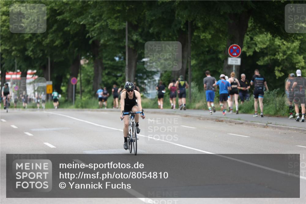 15.06.2025 - 7 Türme Triathlon Yannick Fuchs http://msf.ph/oto/8054810 15.06.2025 14:00:17 Radfahren  meine-sportfotos.de