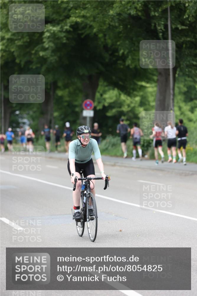 15.06.2025 - 7 Türme Triathlon Yannick Fuchs http://msf.ph/oto/8054825 15.06.2025 14:00:26 Radfahren  meine-sportfotos.de