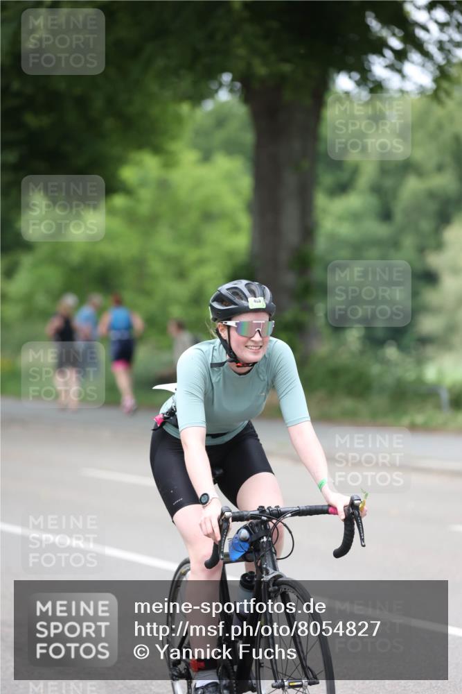 15.06.2025 - 7 Türme Triathlon Yannick Fuchs http://msf.ph/oto/8054827 15.06.2025 14:00:27 Radfahren  meine-sportfotos.de