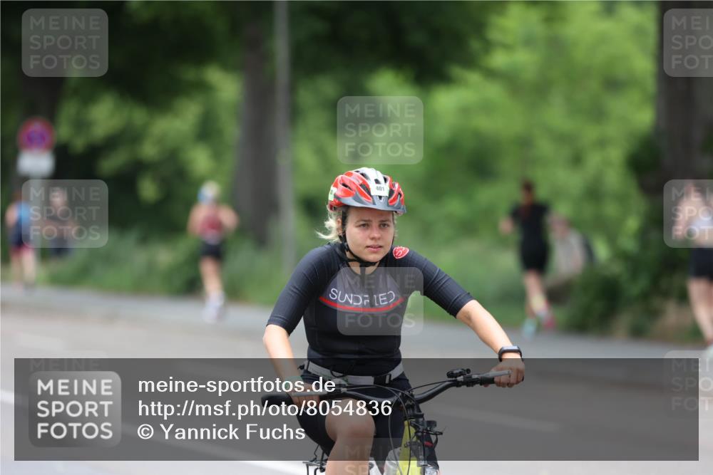 15.06.2025 - 7 Türme Triathlon Yannick Fuchs http://msf.ph/oto/8054836 15.06.2025 14:00:38 Radfahren 401 meine-sportfotos.de