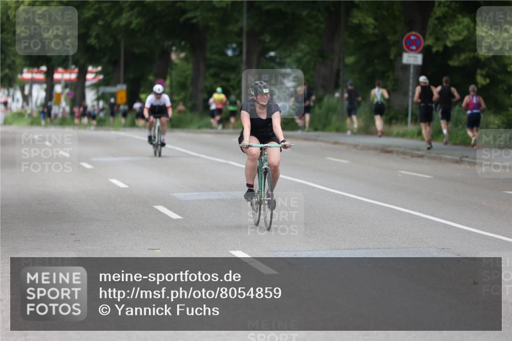 15.06.2025 - 7 Türme Triathlon Yannick Fuchs http://msf.ph/oto/8054859 15.06.2025 14:02:01 Radfahren  meine-sportfotos.de