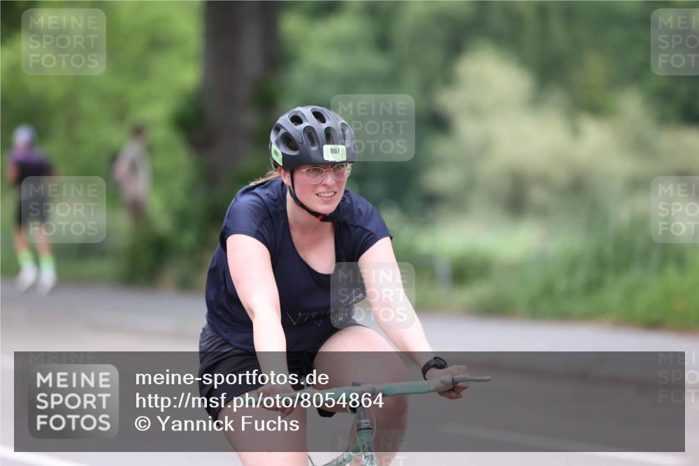15.06.2025 - 7 Türme Triathlon Yannick Fuchs http://msf.ph/oto/8054864 15.06.2025 14:02:03 Radfahren 967 meine-sportfotos.de