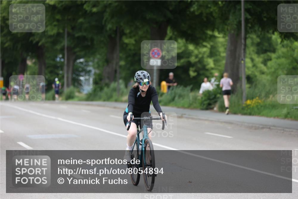 15.06.2025 - 7 Türme Triathlon Yannick Fuchs http://msf.ph/oto/8054894 15.06.2025 14:02:48 Radfahren  meine-sportfotos.de