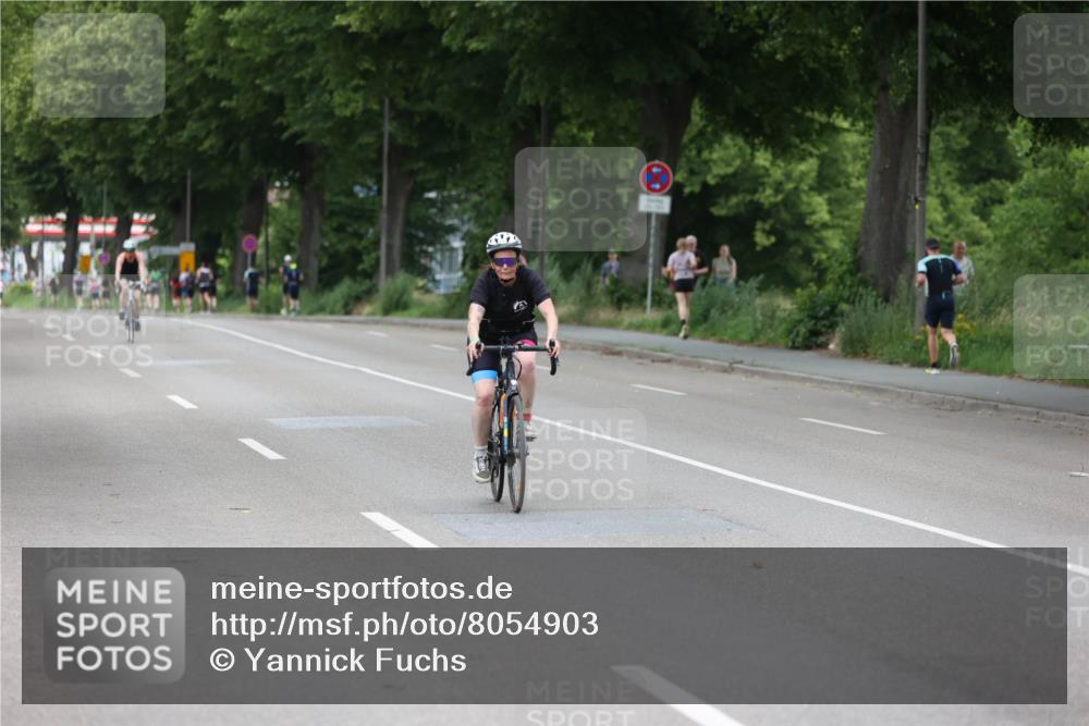 15.06.2025 - 7 Türme Triathlon Yannick Fuchs http://msf.ph/oto/8054903 15.06.2025 14:02:54 Radfahren  meine-sportfotos.de