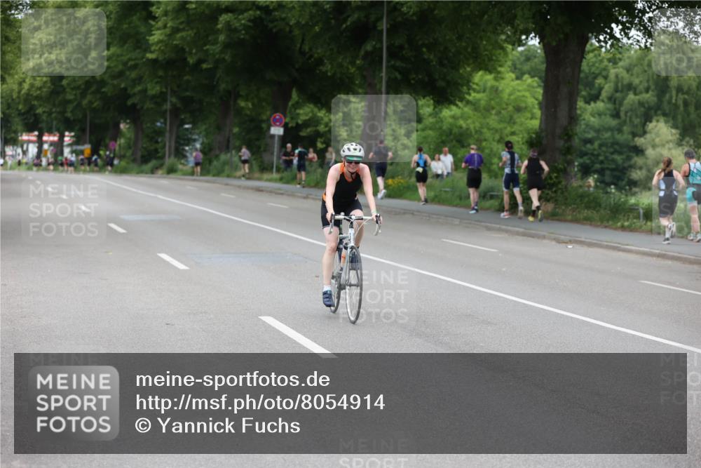 15.06.2025 - 7 Türme Triathlon Yannick Fuchs http://msf.ph/oto/8054914 15.06.2025 14:02:59 Radfahren  meine-sportfotos.de