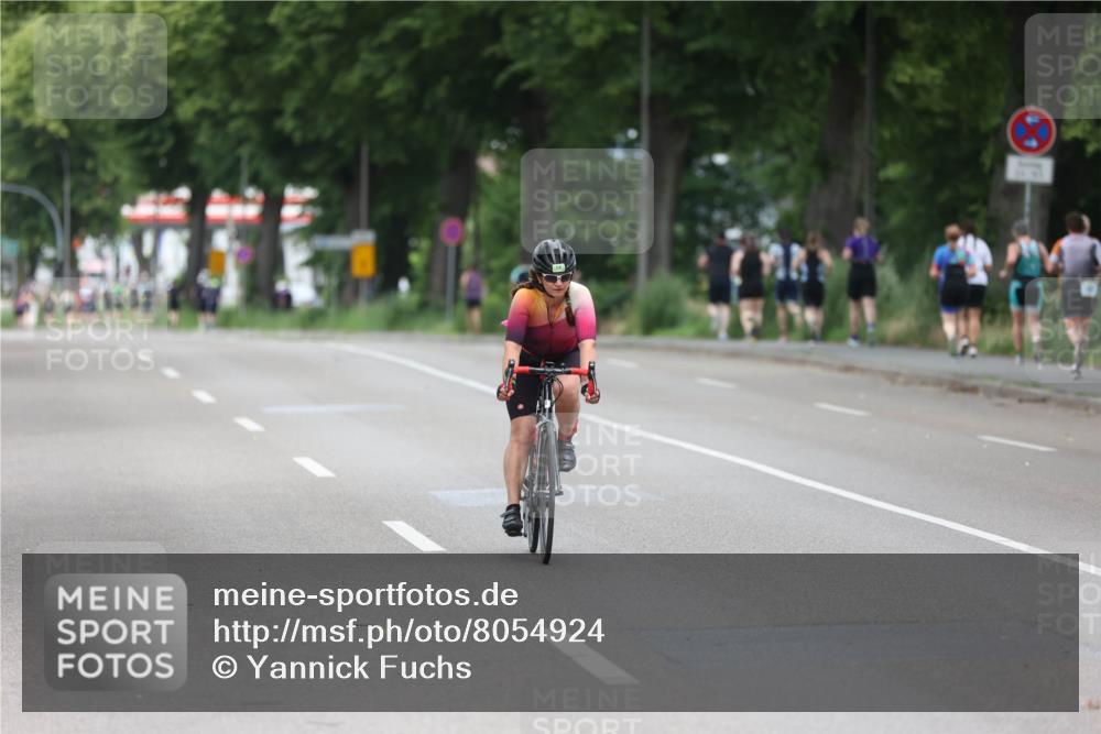 15.06.2025 - 7 Türme Triathlon Yannick Fuchs http://msf.ph/oto/8054924 15.06.2025 14:03:19 Radfahren 69844 meine-sportfotos.de