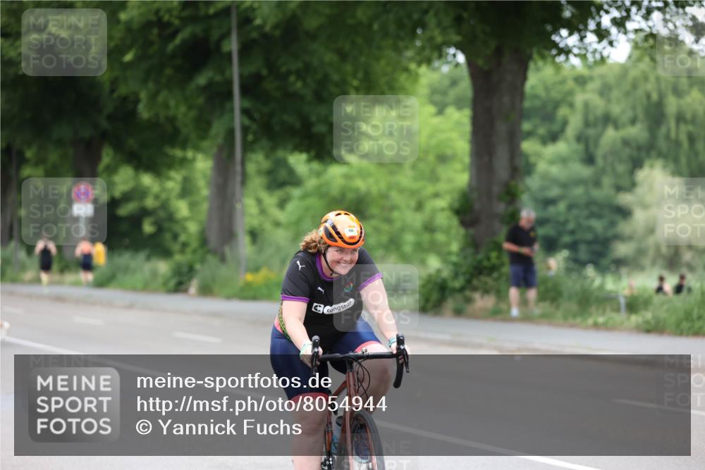 15.06.2025 - 7 Türme Triathlon Yannick Fuchs http://msf.ph/oto/8054944 15.06.2025 14:05:46 Radfahren 766 meine-sportfotos.de