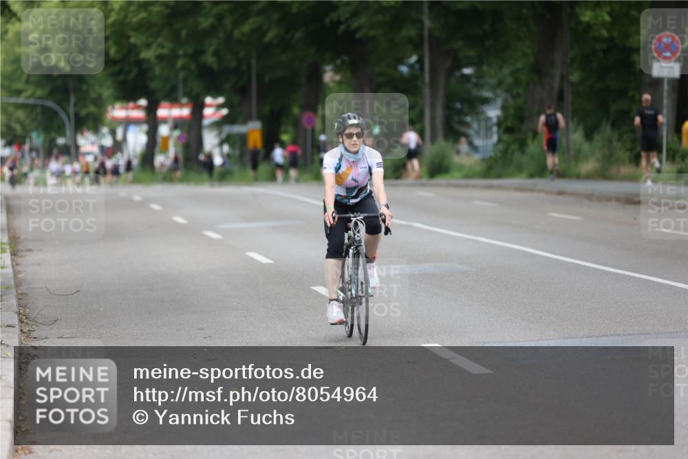 15.06.2025 - 7 Türme Triathlon Yannick Fuchs http://msf.ph/oto/8054964 15.06.2025 14:08:49 Radfahren  meine-sportfotos.de