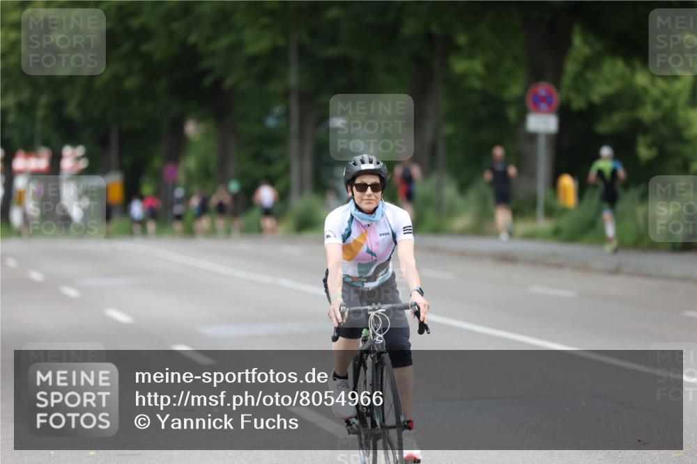15.06.2025 - 7 Türme Triathlon Yannick Fuchs http://msf.ph/oto/8054966 15.06.2025 14:08:50 Radfahren  meine-sportfotos.de