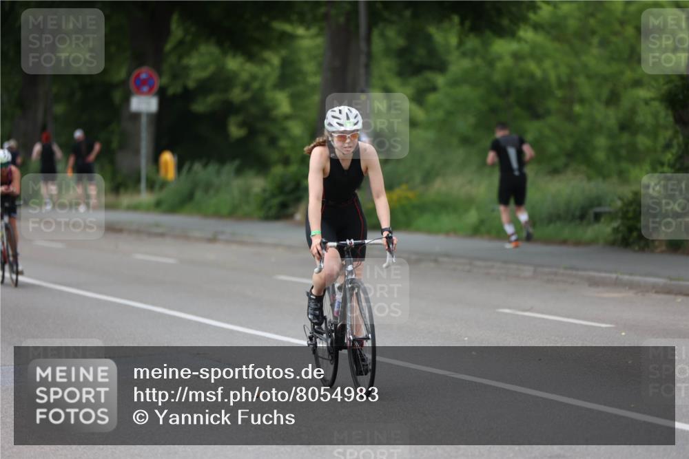 15.06.2025 - 7 Türme Triathlon Yannick Fuchs http://msf.ph/oto/8054983 15.06.2025 14:11:02 Radfahren  meine-sportfotos.de
