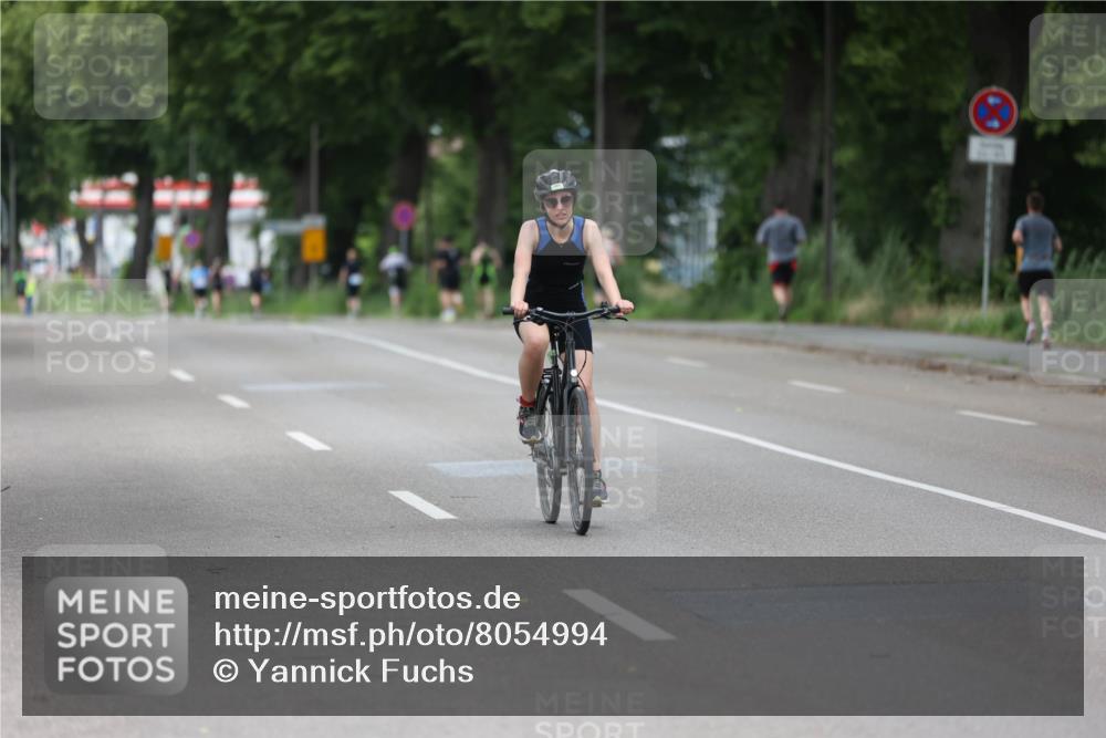15.06.2025 - 7 Türme Triathlon Yannick Fuchs http://msf.ph/oto/8054994 15.06.2025 14:15:52 Radfahren  meine-sportfotos.de