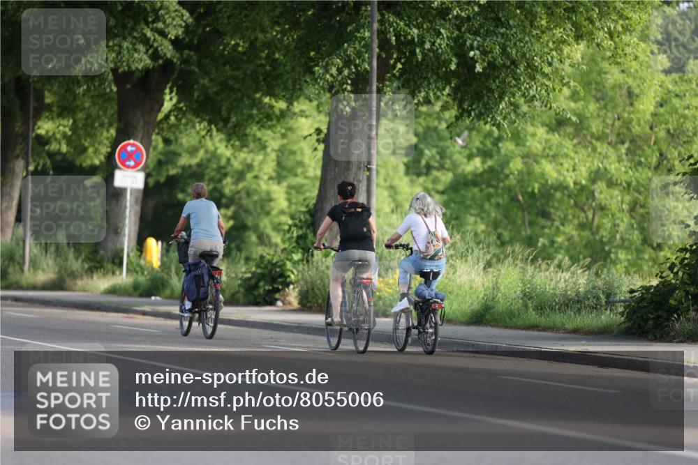 15.06.2025 - 7 Türme Triathlon Yannick Fuchs http://msf.ph/oto/8055006 15.06.2025 08:47:50 Radfahren  meine-sportfotos.de