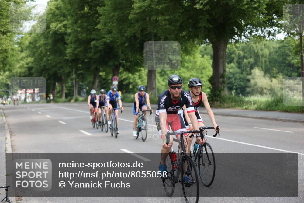 15.06.2025 - 7 Türme Triathlon Yannick Fuchs http://msf.ph/oto/8055058 15.06.2025 09:48:39 Radfahren  meine-sportfotos.de