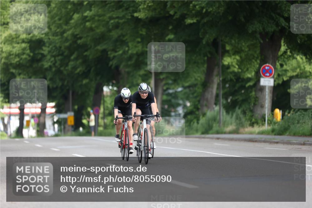 15.06.2025 - 7 Türme Triathlon Yannick Fuchs http://msf.ph/oto/8055090 15.06.2025 09:49:22 Radfahren  meine-sportfotos.de