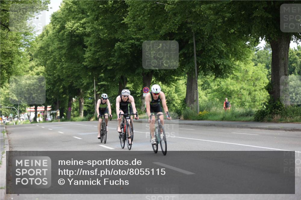 15.06.2025 - 7 Türme Triathlon Yannick Fuchs http://msf.ph/oto/8055115 15.06.2025 09:51:25 Radfahren  meine-sportfotos.de