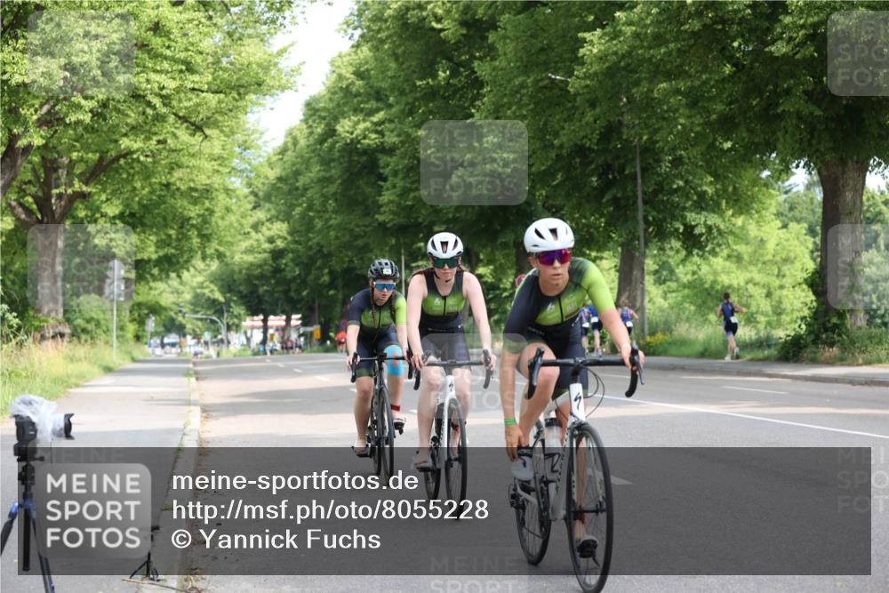 15.06.2025 - 7 Türme Triathlon Yannick Fuchs http://msf.ph/oto/8055228 15.06.2025 09:55:35 Radfahren  meine-sportfotos.de