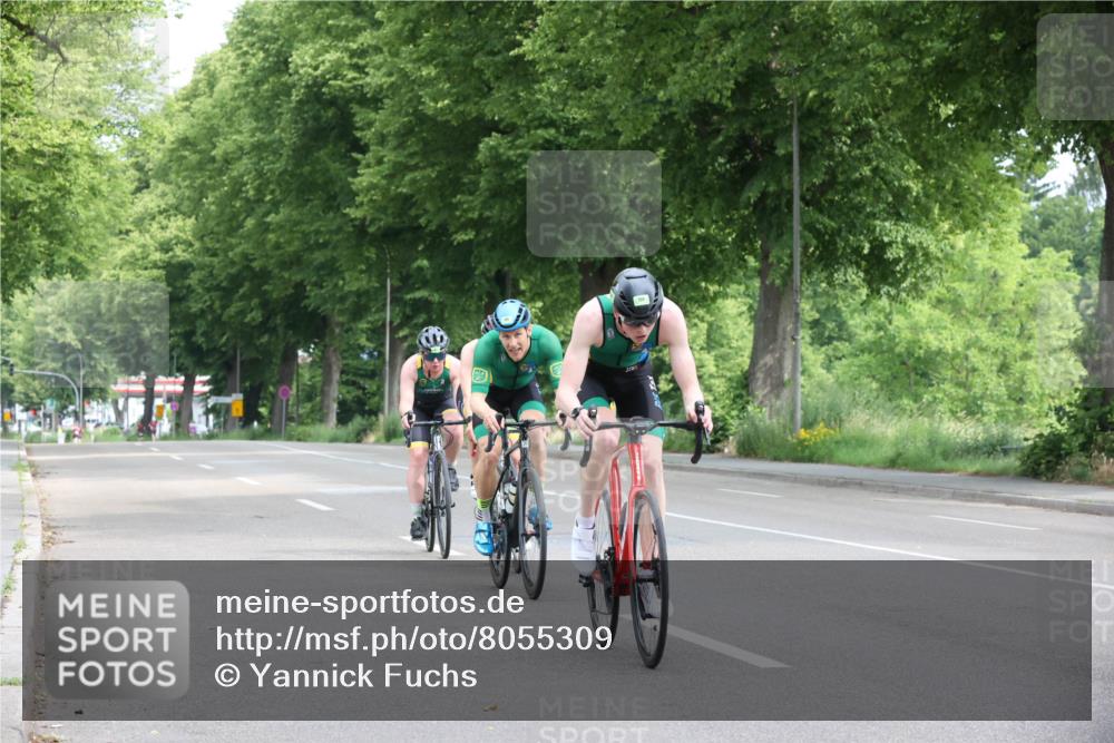 15.06.2025 - 7 Türme Triathlon Yannick Fuchs http://msf.ph/oto/8055309 15.06.2025 09:59:50 Radfahren  meine-sportfotos.de