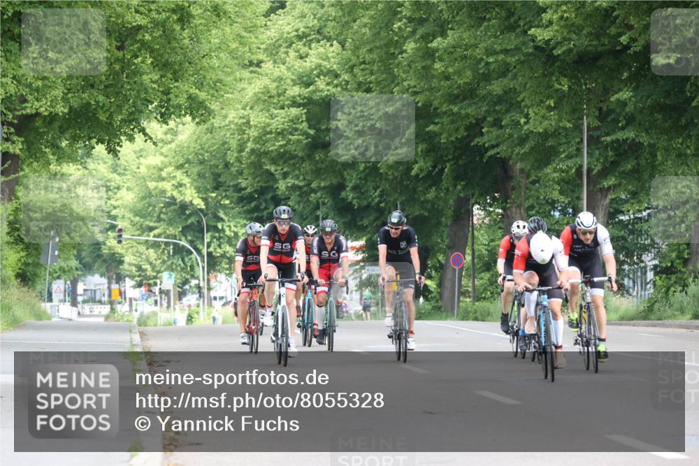 15.06.2025 - 7 Türme Triathlon Yannick Fuchs http://msf.ph/oto/8055328 15.06.2025 10:01:04 Radfahren  meine-sportfotos.de