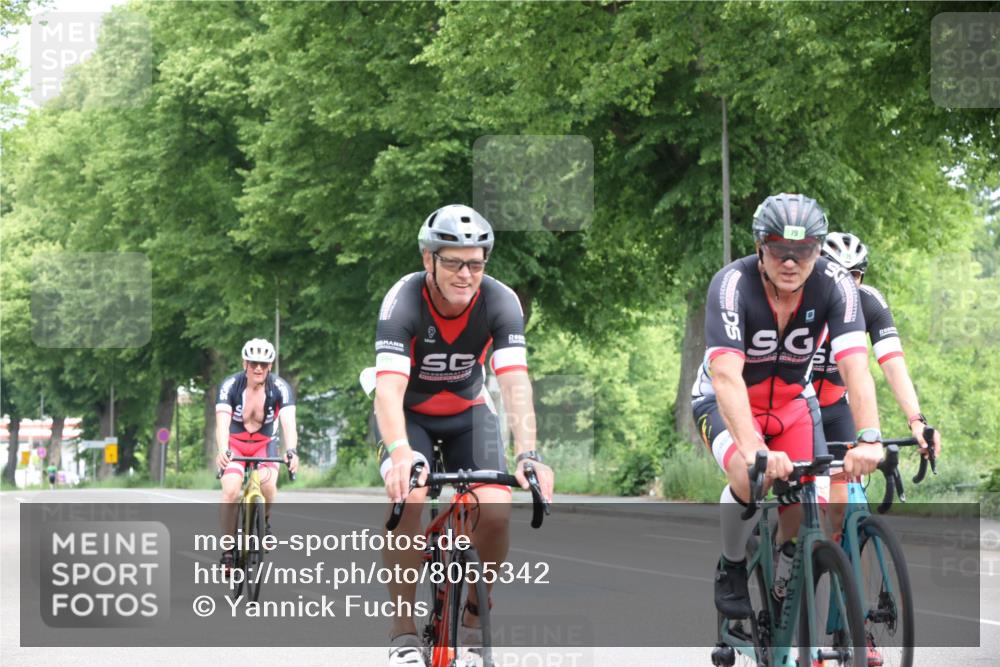 15.06.2025 - 7 Türme Triathlon Yannick Fuchs http://msf.ph/oto/8055342 15.06.2025 10:01:08 Radfahren 79 meine-sportfotos.de
