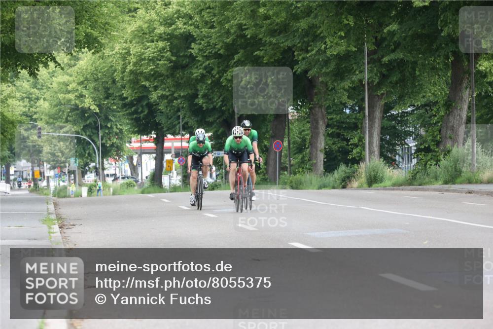 15.06.2025 - 7 Türme Triathlon Yannick Fuchs http://msf.ph/oto/8055375 15.06.2025 10:02:32 Radfahren  meine-sportfotos.de
