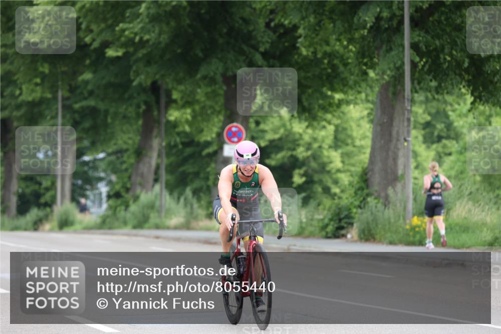 15.06.2025 - 7 Türme Triathlon Yannick Fuchs http://msf.ph/oto/8055440 15.06.2025 10:06:59 Radfahren  meine-sportfotos.de