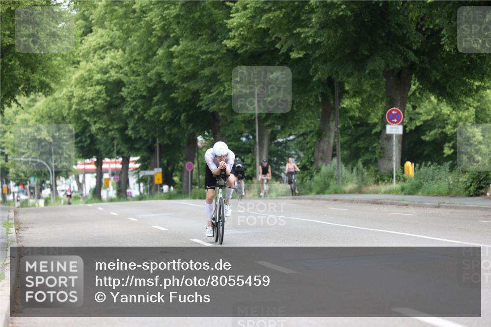 15.06.2025 - 7 Türme Triathlon Yannick Fuchs http://msf.ph/oto/8055459 15.06.2025 10:53:23 Radfahren  meine-sportfotos.de