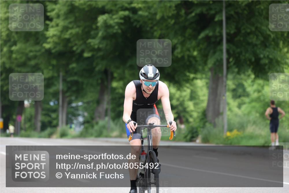 15.06.2025 - 7 Türme Triathlon Yannick Fuchs http://msf.ph/oto/8055492 15.06.2025 11:02:05 Radfahren 222 meine-sportfotos.de
