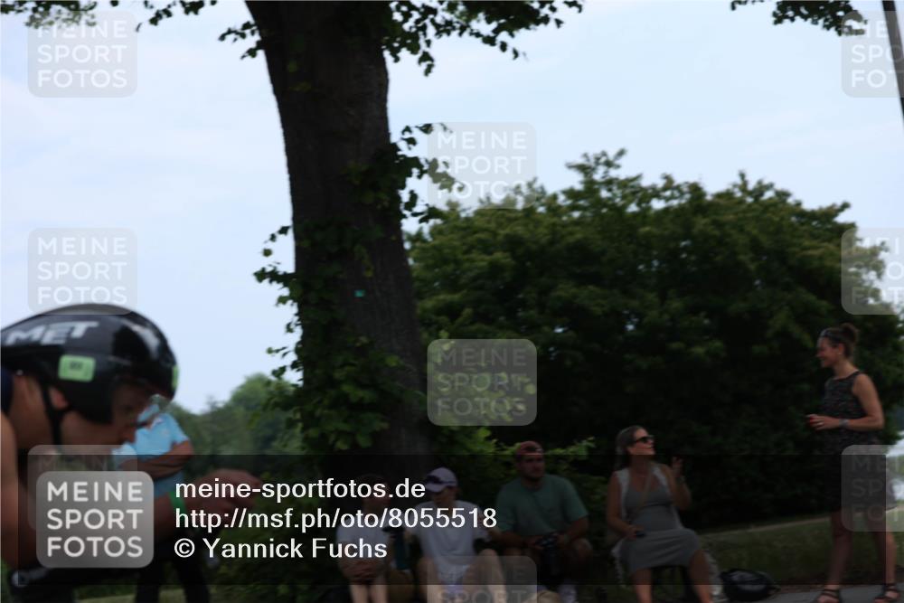 15.06.2025 - 7 Türme Triathlon Yannick Fuchs http://msf.ph/oto/8055518 15.06.2025 11:03:14 Radfahren  meine-sportfotos.de