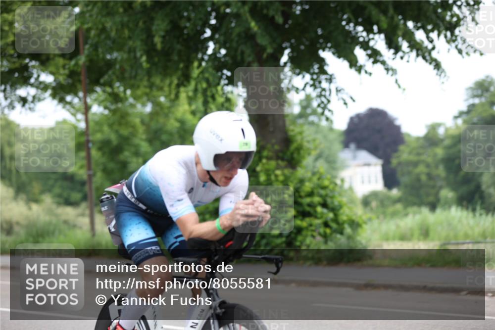 15.06.2025 - 7 Türme Triathlon Yannick Fuchs http://msf.ph/oto/8055581 15.06.2025 11:07:34 Radfahren  meine-sportfotos.de