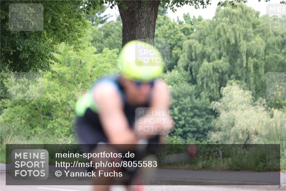 15.06.2025 - 7 Türme Triathlon Yannick Fuchs http://msf.ph/oto/8055583 15.06.2025 11:08:12 Radfahren  meine-sportfotos.de