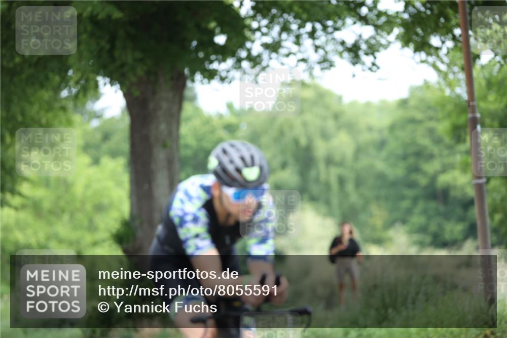 15.06.2025 - 7 Türme Triathlon Yannick Fuchs http://msf.ph/oto/8055591 15.06.2025 11:08:38 Radfahren  meine-sportfotos.de