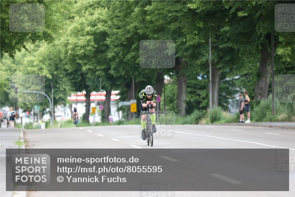 15.06.2025 - 7 Türme Triathlon Yannick Fuchs http://msf.ph/oto/8055595 15.06.2025 11:08:49 Radfahren  meine-sportfotos.de