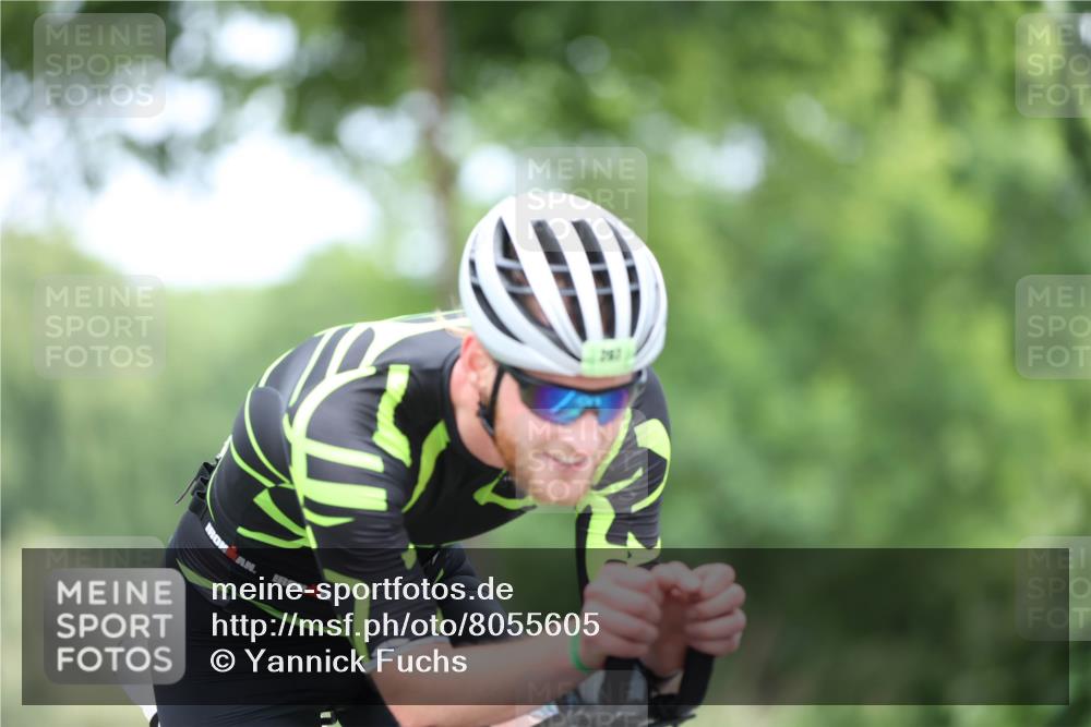 15.06.2025 - 7 Türme Triathlon Yannick Fuchs http://msf.ph/oto/8055605 15.06.2025 11:08:52 Radfahren  meine-sportfotos.de
