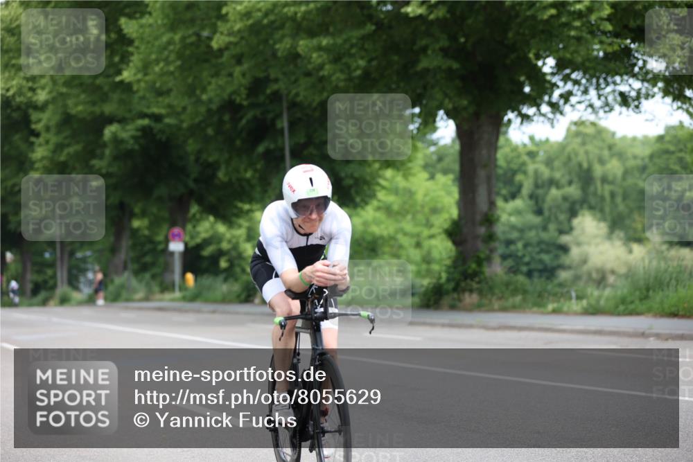15.06.2025 - 7 Türme Triathlon Yannick Fuchs http://msf.ph/oto/8055629 15.06.2025 11:09:17 Radfahren  meine-sportfotos.de