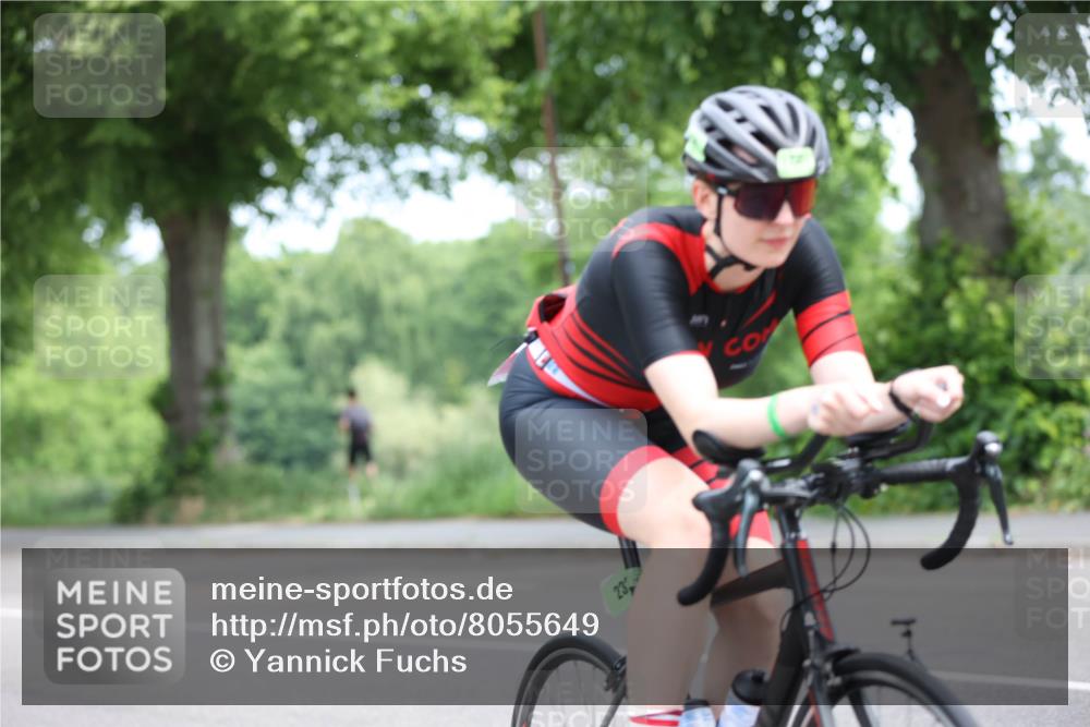 15.06.2025 - 7 Türme Triathlon Yannick Fuchs http://msf.ph/oto/8055649 15.06.2025 11:09:30 Radfahren  meine-sportfotos.de