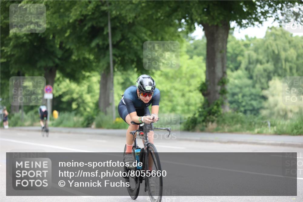 15.06.2025 - 7 Türme Triathlon Yannick Fuchs http://msf.ph/oto/8055660 15.06.2025 11:10:21 Radfahren  meine-sportfotos.de