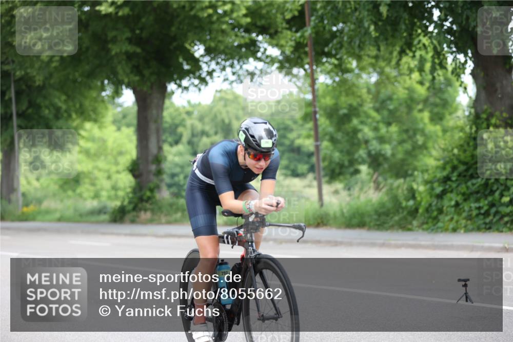 15.06.2025 - 7 Türme Triathlon Yannick Fuchs http://msf.ph/oto/8055662 15.06.2025 11:10:21 Radfahren 292, 292 meine-sportfotos.de