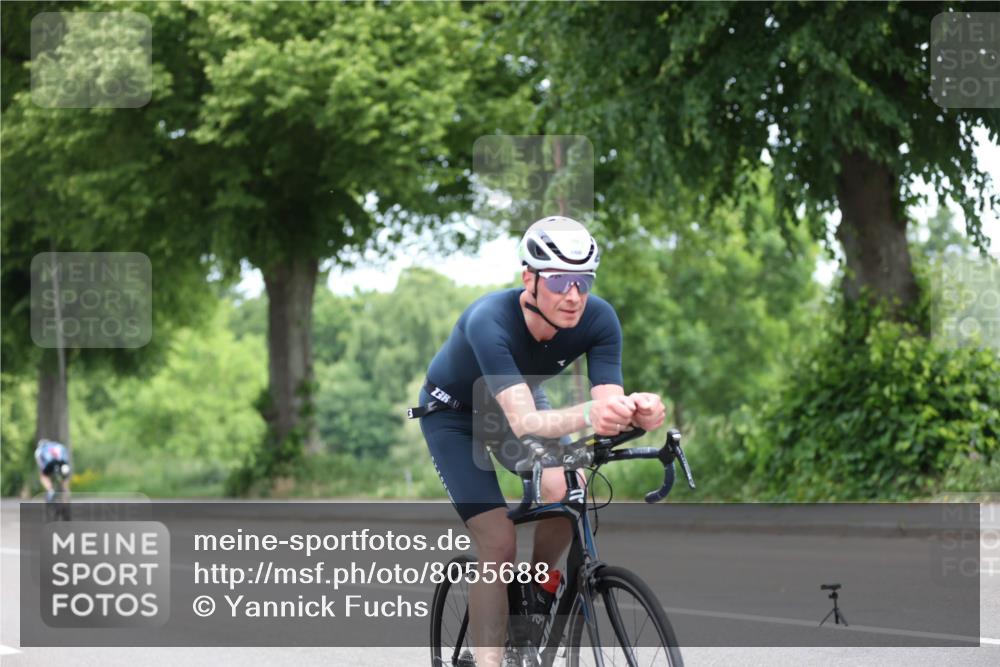 15.06.2025 - 7 Türme Triathlon Yannick Fuchs http://msf.ph/oto/8055688 15.06.2025 11:10:36 Radfahren 3, 3 meine-sportfotos.de