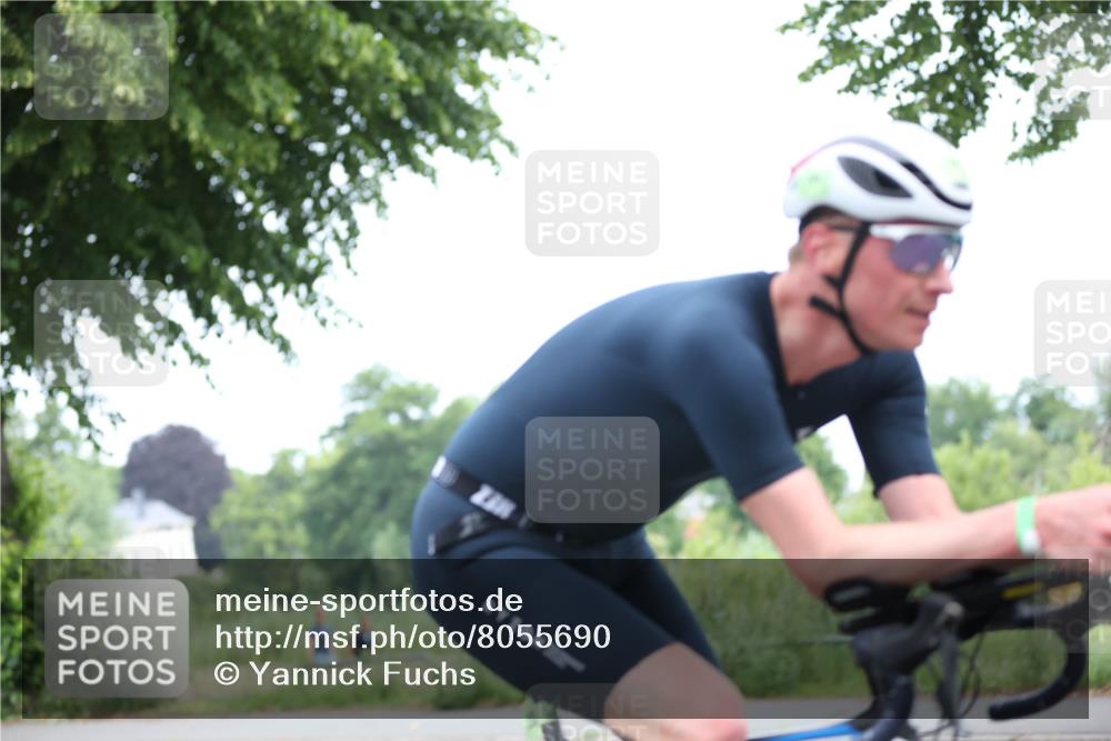 15.06.2025 - 7 Türme Triathlon Yannick Fuchs http://msf.ph/oto/8055690 15.06.2025 11:10:36 Radfahren  meine-sportfotos.de